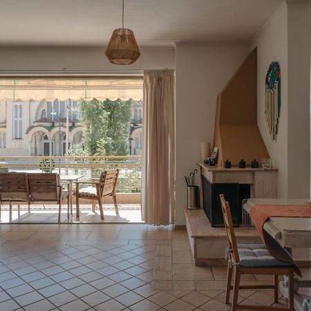 Lazarus 2Bd Apartment In The Center Patras Bagian luar foto