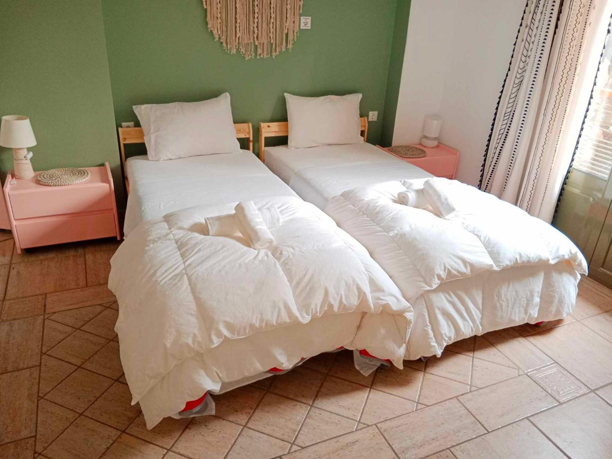 Lazarus 2Bd Apartment In The Center Patras Bagian luar foto