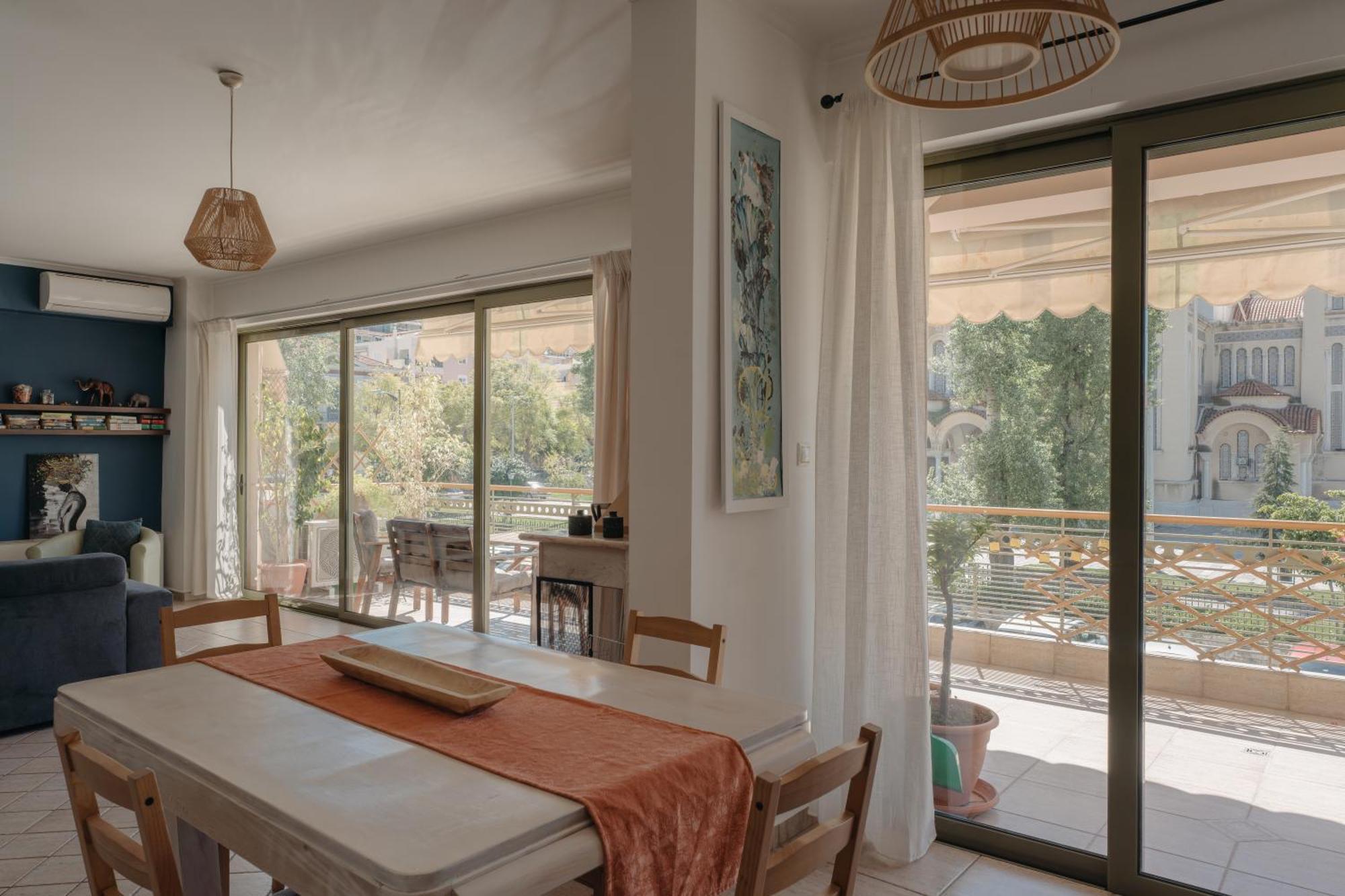 Lazarus 2Bd Apartment In The Center Patras Bagian luar foto